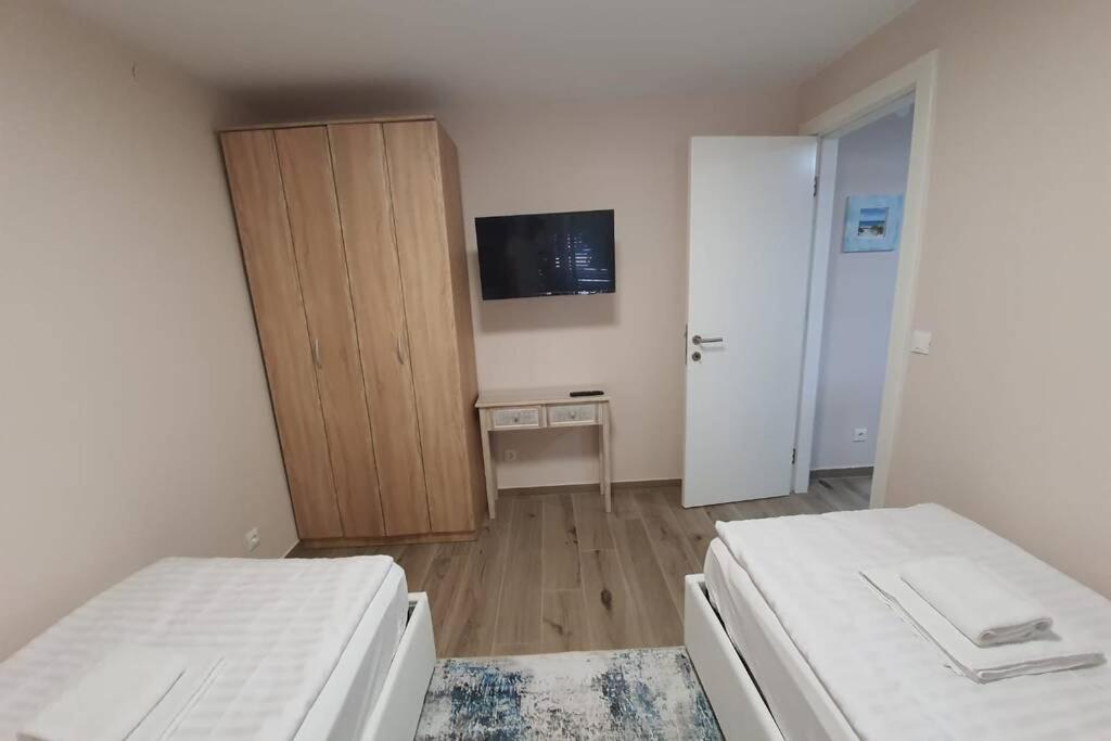 Apartment Punta Skala Villa Valentina Петрчане Экстерьер фото