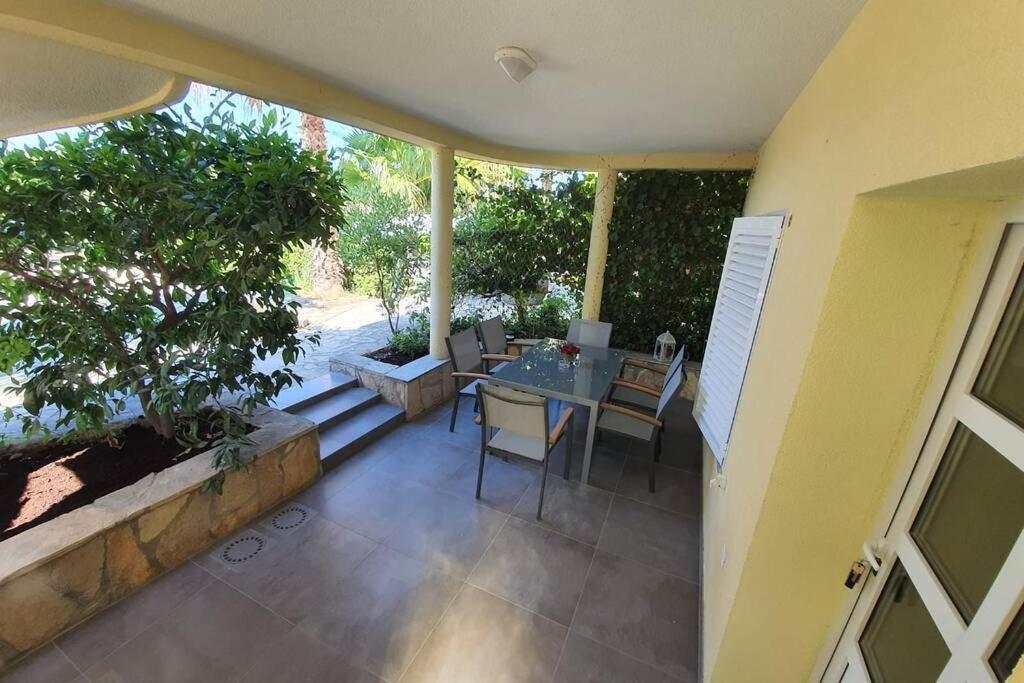 Apartment Punta Skala Villa Valentina Петрчане Экстерьер фото